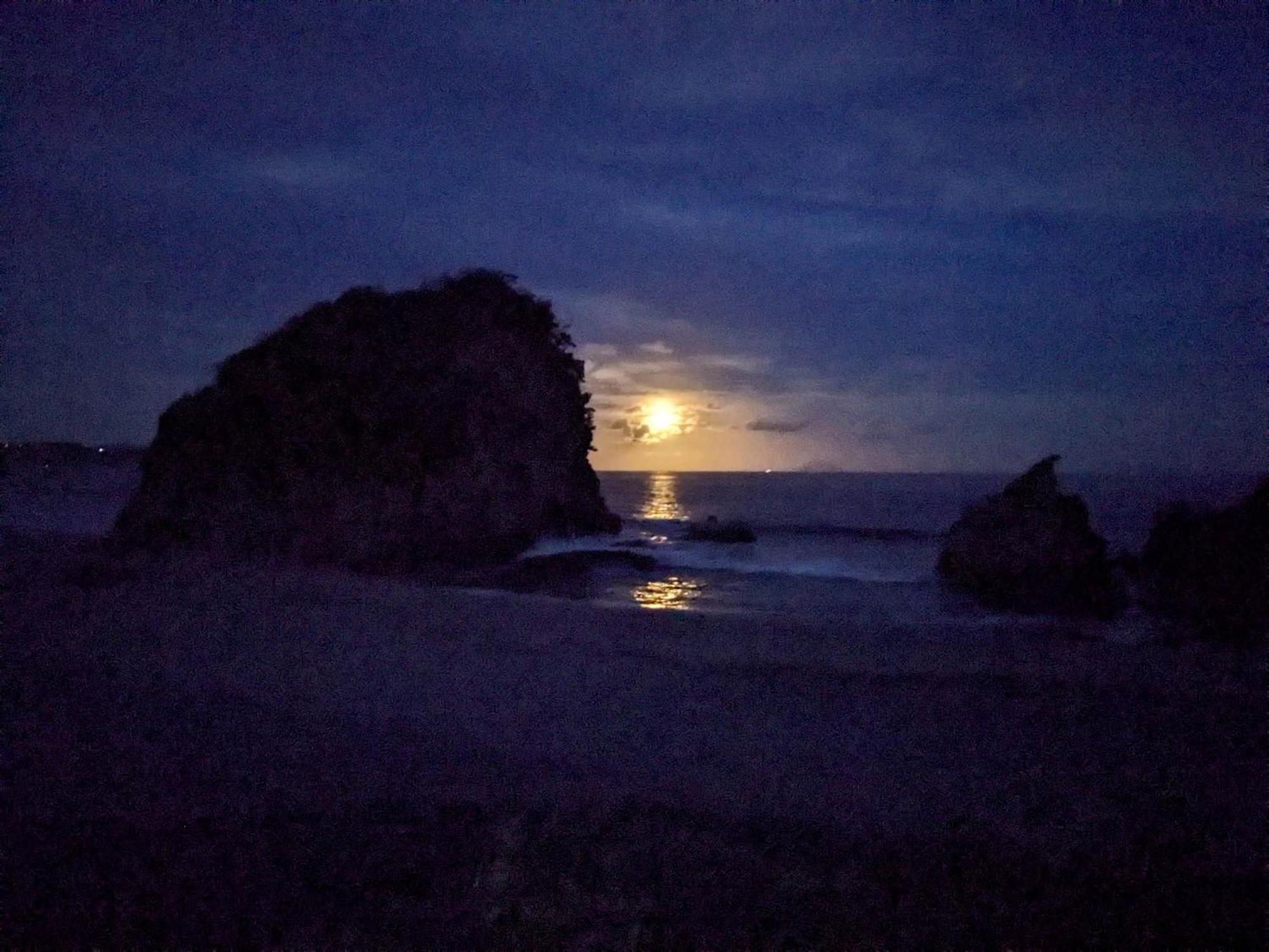 The Surf Lodge White Beach Shimoda  Esterno foto